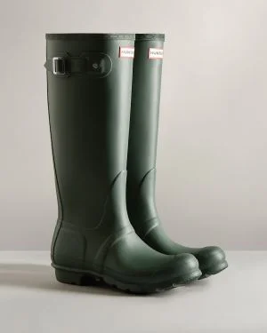 Tretorn vs Hunter: Which brand is better?
